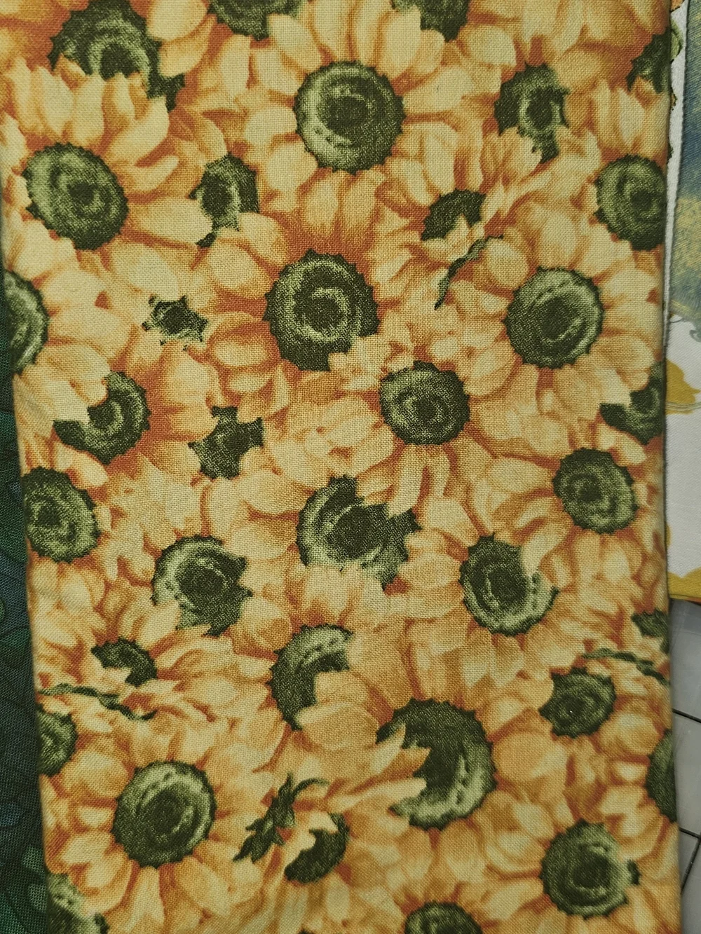 4 Lbs Plus Assorted Green & Yellow Floral Cotton Fabric Bundle - Home Accents